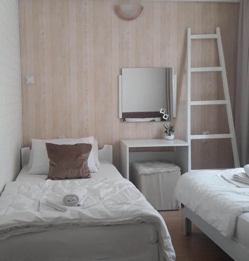 Apartmani Ниш Экстерьер фото