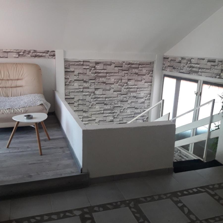 Apartmani Ниш Экстерьер фото