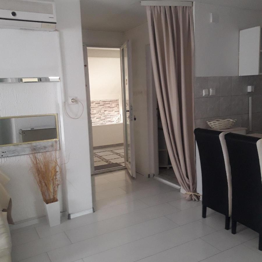 Apartmani Ниш Экстерьер фото