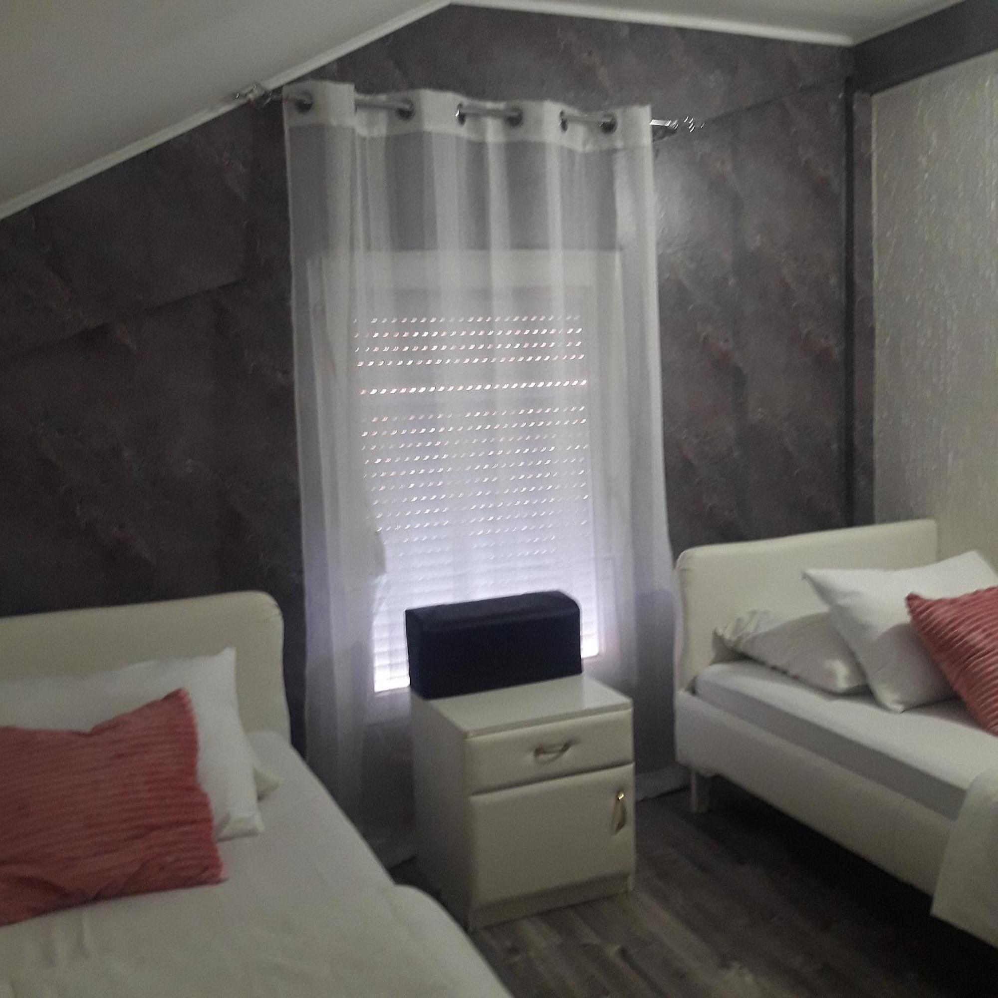 Apartmani Ниш Экстерьер фото